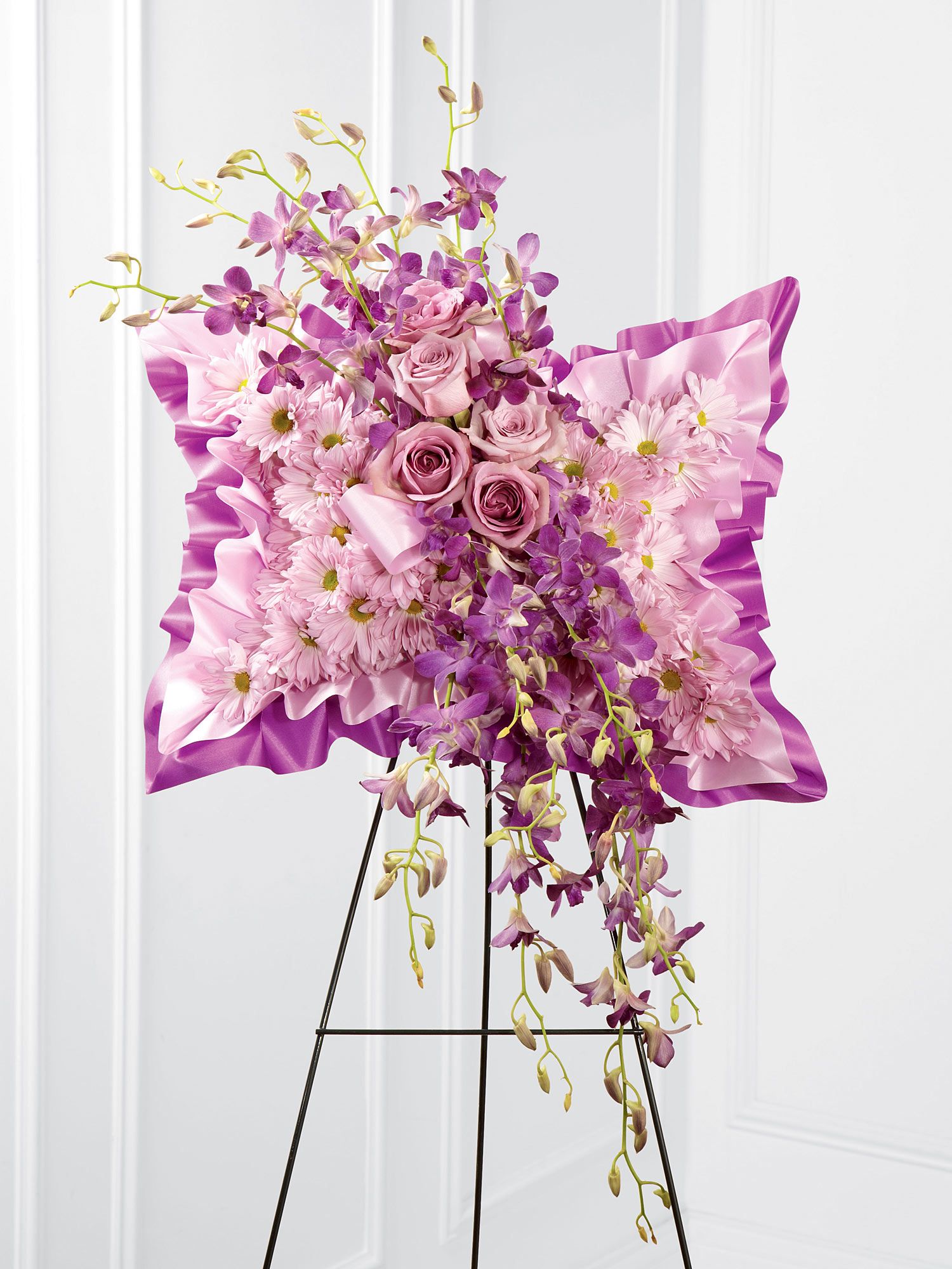 FLORAL PILLOW